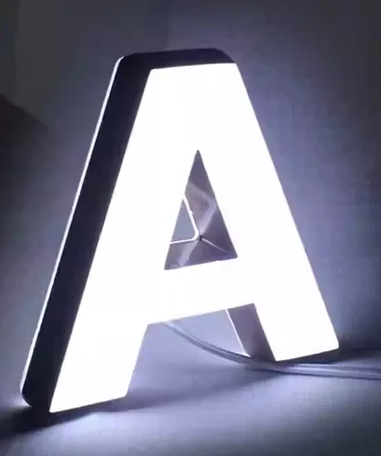 LETRA CAIXA COM ILUMINAÇÃO 41CM ATÉ 50CM